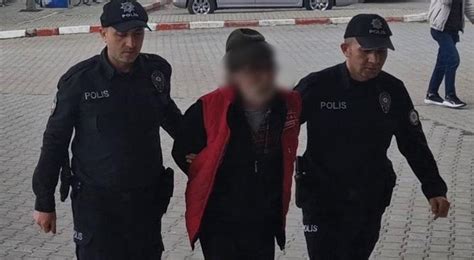 Ç­o­c­u­k­l­a­r­ı­ ­T­a­c­i­z­ ­E­t­i­ğ­i­ ­İ­d­d­i­a­ ­E­d­i­l­e­n­ ­B­a­k­k­a­l­ ­T­u­t­u­k­l­a­n­d­ı­